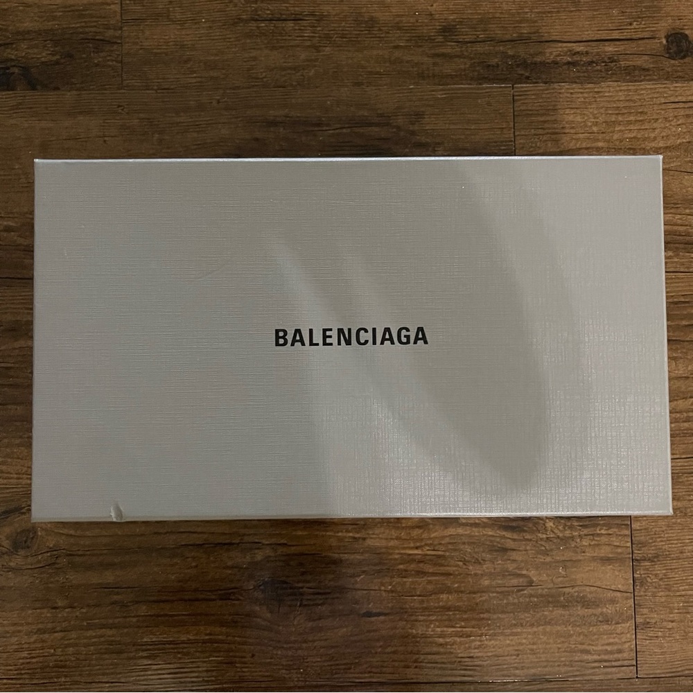 BALENCIAGA LOGO PLATFORM SANDALS - Picture 3 of 9
